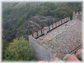 Castello di Gropparello - Veduta dall'alto del mastio