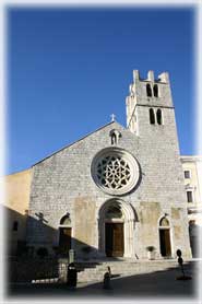 Alatri - Esterno della chiesa di Santa Maria Maggiore