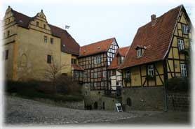 Quedlinburg - Scorcio delle case all'interno della cinta muraria del Castello