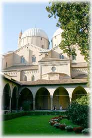 Padova - Scorcio della Basilica di Sant'Antonio